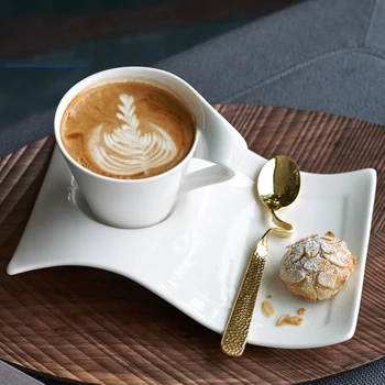 Európskom štýle Biely Porcelán Vlnité Šálku Kávy Jemné Mlieko Dezert Hrnček Špeciálne tvarované Keramické Espresso Šálku Domáce Dekorácie Nové