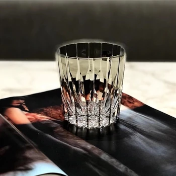 Japonsko Ručne vyrezávané Astrálne krištáľové poháre na víno, Whisky sklo Domov Zberateľskú Svetlo Luxusné Remesiel poháre na víno