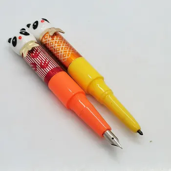 Nové A Staré Zásoby Z Pera Irídium Plniace Pero A Guľôčkové Pero V roku 1980 Čína Zhr Kolekcie Baby Panda Krátke Pero