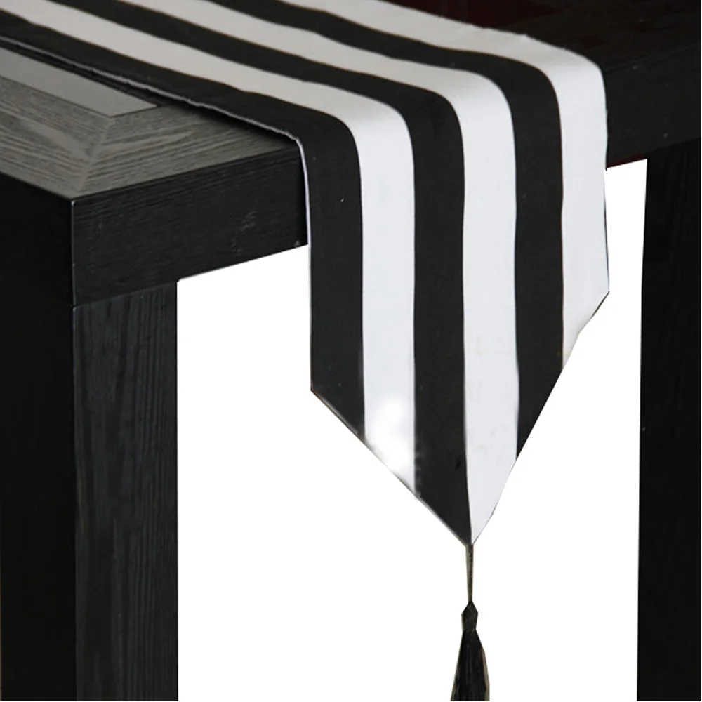 Stôl Runner Strapec Elegantné Prúžkované Čierno Biely Jedálenský Stôl Dekor Luxusných Domov Svadobné Party Dekoratívne Stolové Vlajky Zahŕňa Obrázok 0