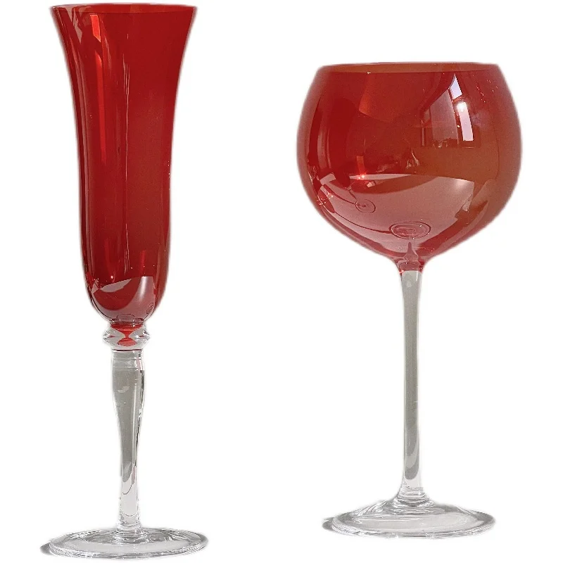 Francúzske retro farieb západu slnka červené sklo čašu červeného vína sklo tenký prút stredoveké romantika Obrázok 4