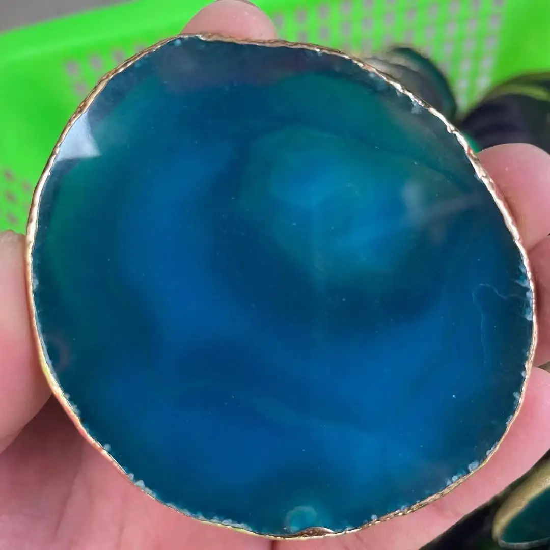 Prírodné achát oblátka izolované tácky krištáľovo modré dosky jadeit achát tácky s pozlátené čipky minerálne dekor Obrázok 2