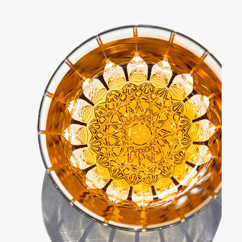 Japonsko Ručne vyrezávané Astrálne krištáľové poháre na víno, Whisky sklo Domov Zberateľskú Svetlo Luxusné Remesiel poháre na víno Obrázok 1