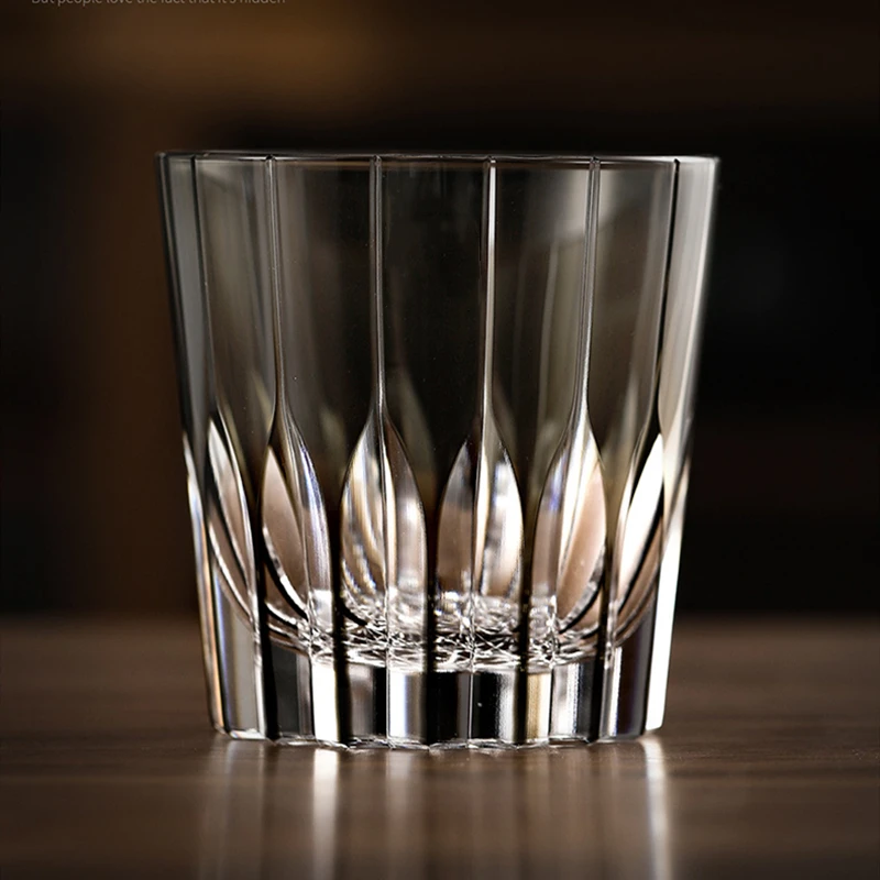 Japonsko Ručne vyrezávané Astrálne krištáľové poháre na víno, Whisky sklo Domov Zberateľskú Svetlo Luxusné Remesiel poháre na víno Obrázok 3