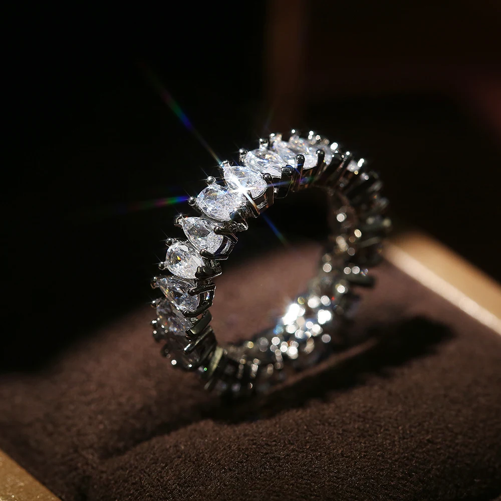 Huitan Nové Trendy Ženy Snubné Prstene Brilantné Kvapka Vody Cubic Zirconia Romantický Promise Ring Štýlový Milujú Šperky Najvyššej Kvality Obrázok 2