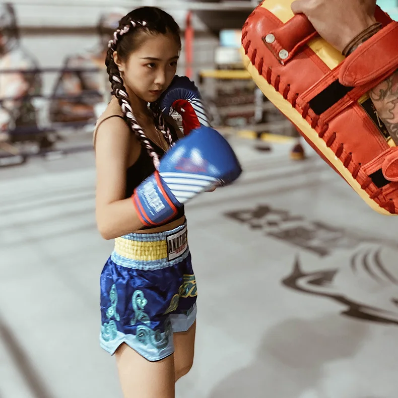 2022 Dospelých Detí Muay Thai Šortky Ručné Výšivky Roztrhnutiu Box Nohavice Muay Thai Boxing Zariadenia Prispôsobenie Logo Obrázok 4