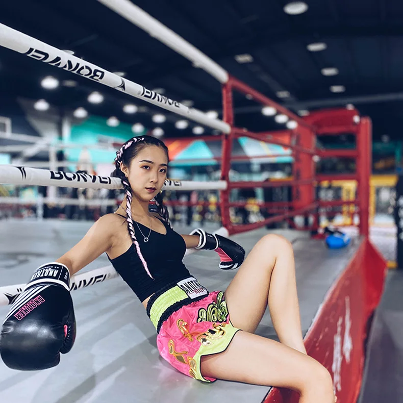 2022 Dospelých Detí Muay Thai Šortky Ručné Výšivky Roztrhnutiu Box Nohavice Muay Thai Boxing Zariadenia Prispôsobenie Logo Obrázok 5