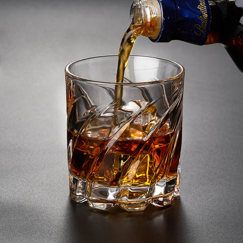 Rotujúce 18 Sekúnd, Pohár Tvorivé Whisky Poháre Sklo Pivo Sklo Zahraničných Krištáľové Poháre Bar Domácnosť, Sklo Pohár 350 ML Obrázok 1